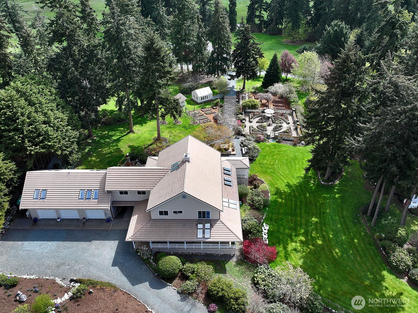 5741 Crow Haven Road Langley, WA 98260 - Photo 2 of 40