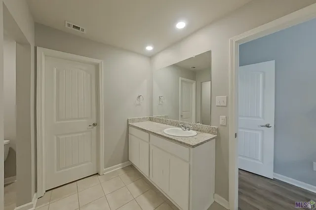 $1,795 | 104 ORTHELLO Court, Lafayette, LA 70507