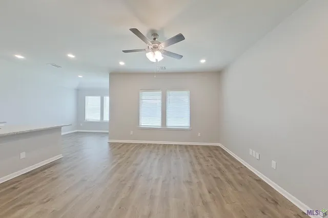 $1,795 | 104 ORTHELLO Court, Lafayette, LA 70507