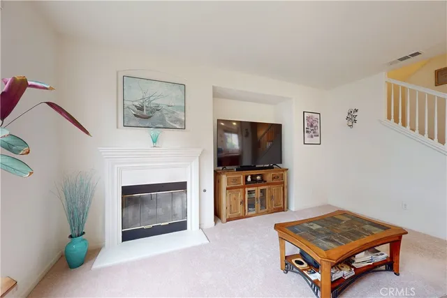 a view of livingroom with hardwood