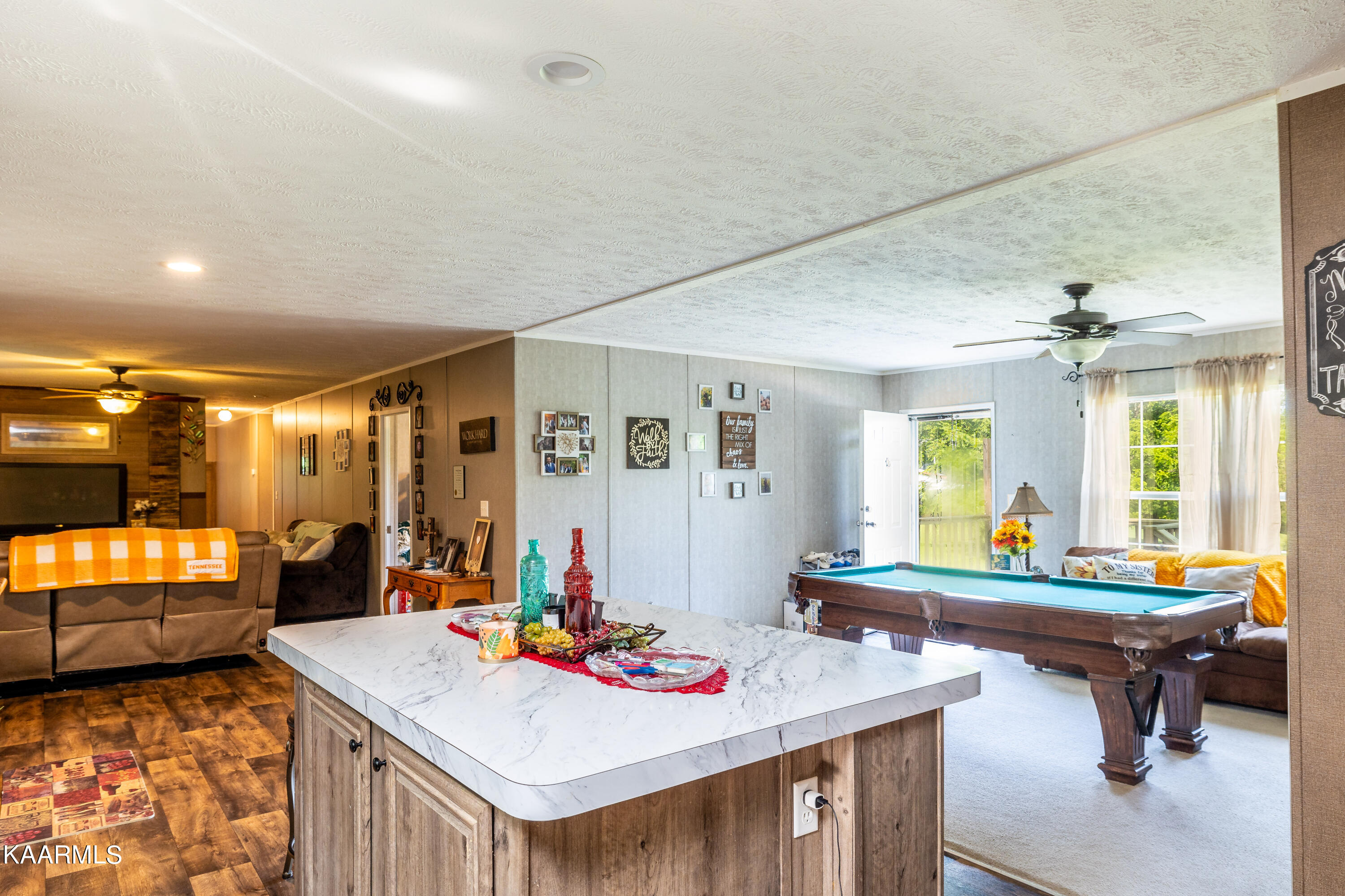 323 Cumberland View Road Clinton, TN 37716 - Photo 16 of 40 Kitchen