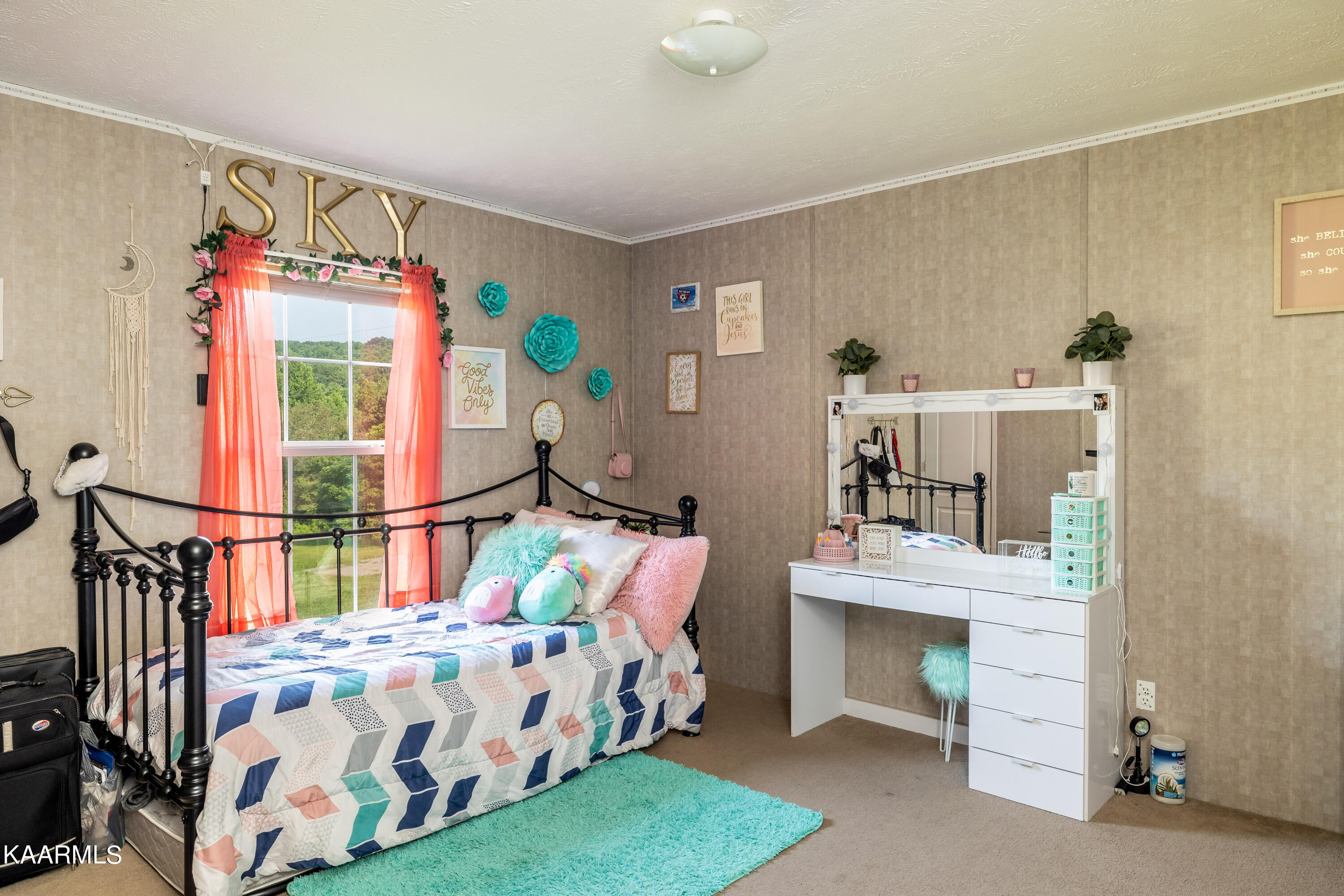 323 Cumberland View Road Clinton, TN 37716 - Photo 32 of 40 Bedroom 2