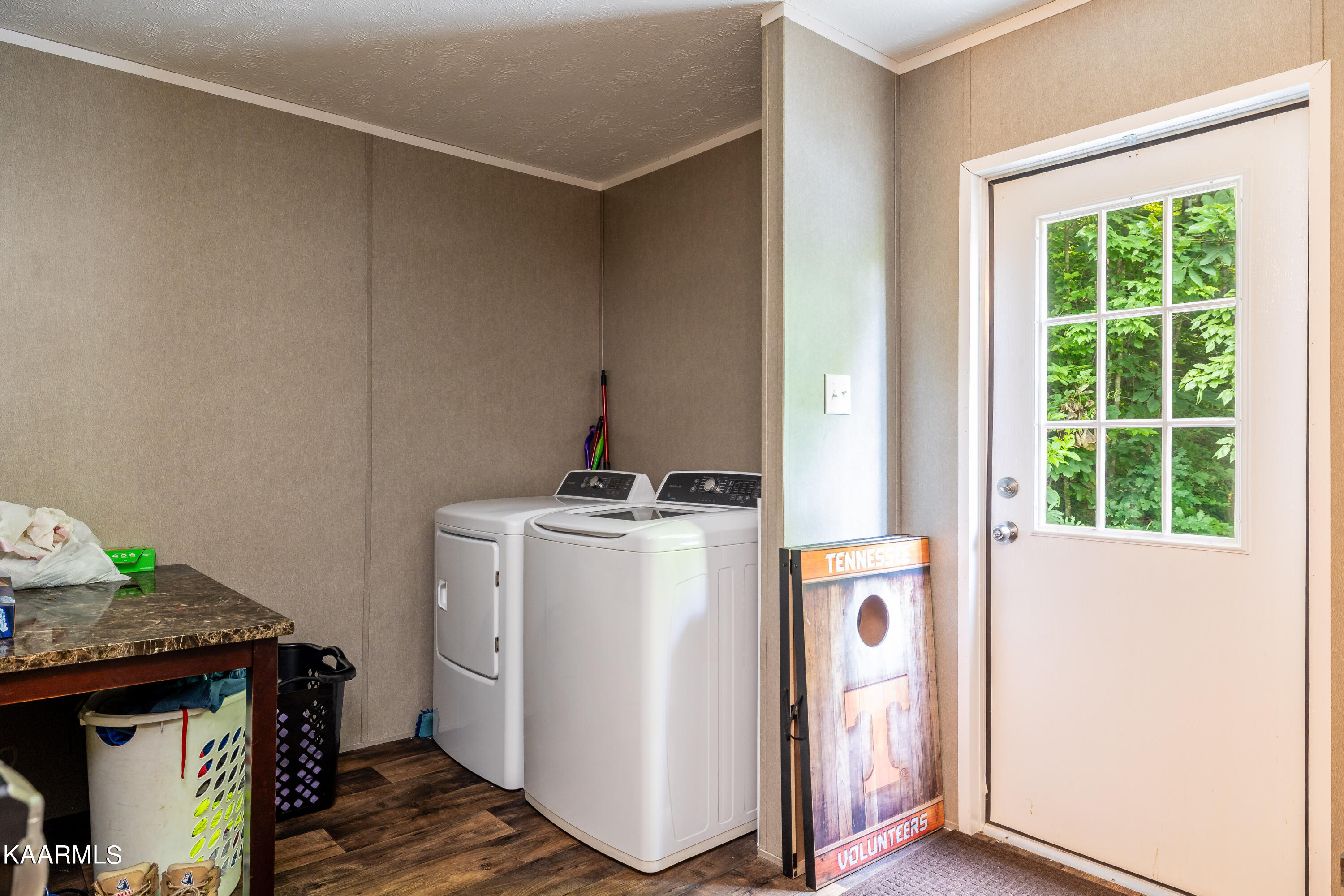 323 Cumberland View Road Clinton, TN 37716 - Photo 37 of 40 Laundry