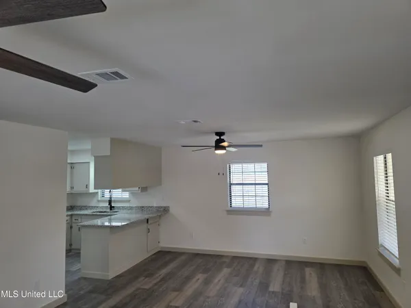 $1,000 | 2208 South McGeehee Lane, Picayune, MS 39466