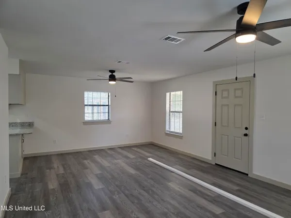 $1,000 | 2208 South McGeehee Lane, Picayune, MS 39466