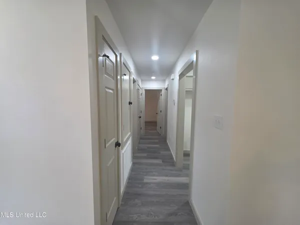 $1,000 | 2208 South McGeehee Lane, Picayune, MS 39466