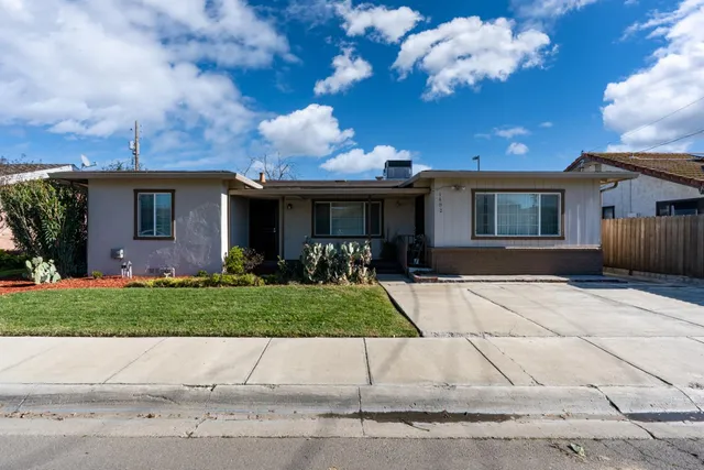 $380,000 | 1402 South Nevada Avenue, Los Banos, CA 93635