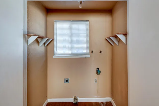 $380,000 | 1402 South Nevada Avenue, Los Banos, CA 93635