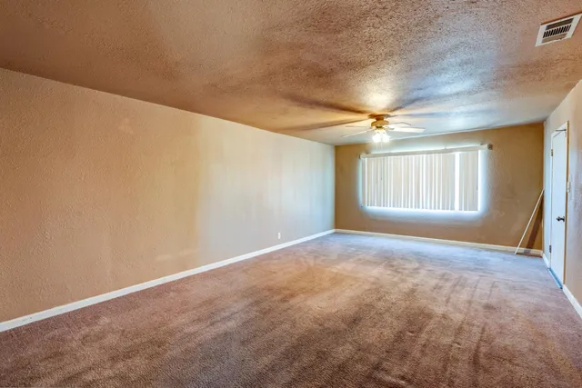 $380,000 | 1402 South Nevada Avenue, Los Banos, CA 93635