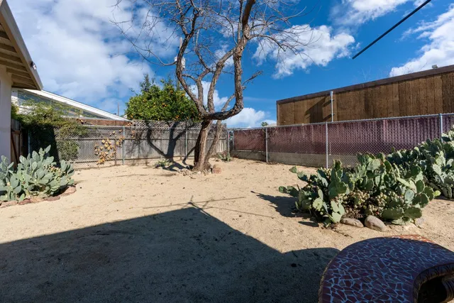 $380,000 | 1402 South Nevada Avenue, Los Banos, CA 93635