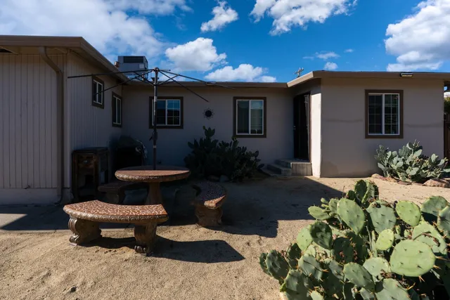 $380,000 | 1402 South Nevada Avenue, Los Banos, CA 93635