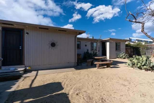 $380,000 | 1402 South Nevada Avenue, Los Banos, CA 93635