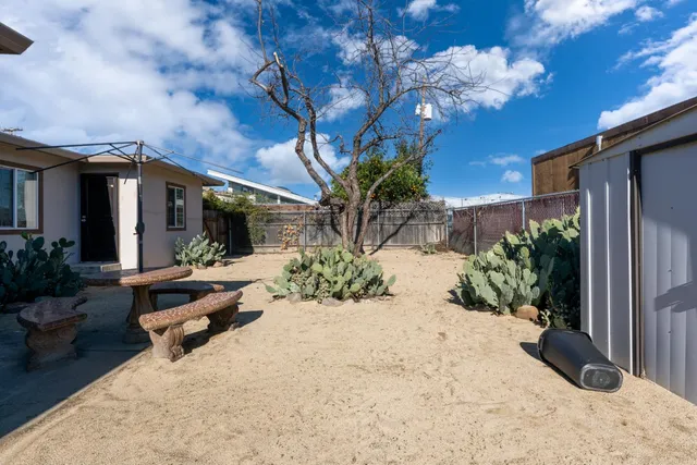 $380,000 | 1402 South Nevada Avenue, Los Banos, CA 93635