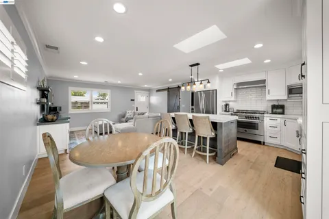 $1,098,000 | Northside Livermore, Livermore, CA 94551