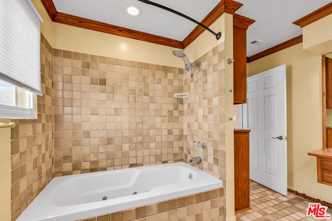 408 Talbert Street Playa del Rey, CA 90293 - Photo 12 of 24