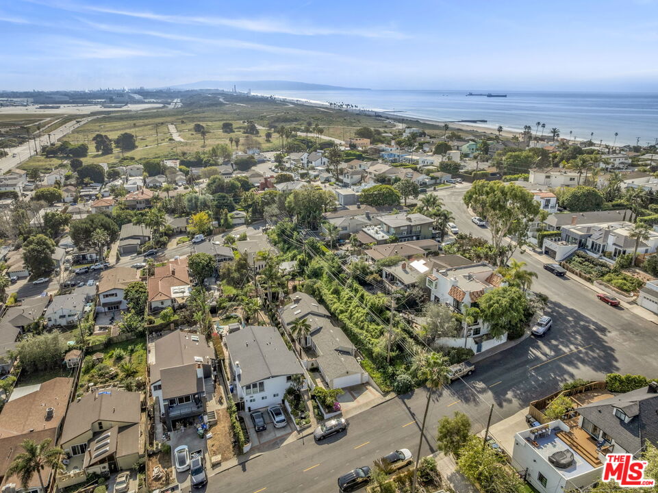 408 Talbert Street Playa del Rey, CA 90293 - Photo 21 of 24