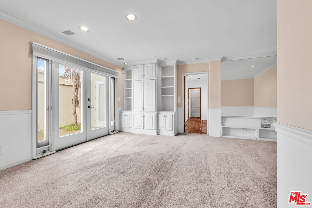 408 Talbert Street Playa del Rey, CA 90293 - Photo 10 of 24