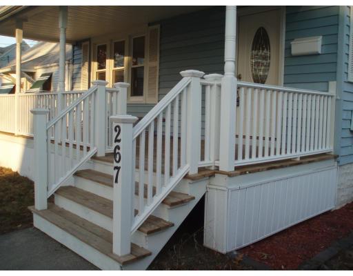 267 Abbott Street Springfield, MA 01118 - Photo 4 of 25 a view of entryway