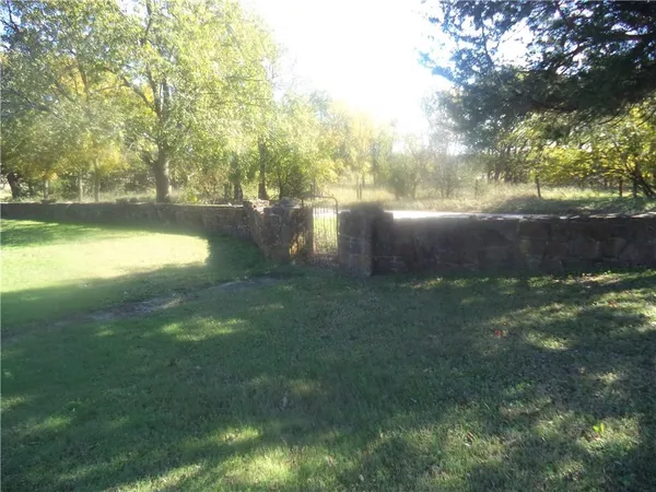 $325,000 | 2765 Cr 4200, Unit RURAL, Independence, KS 67301