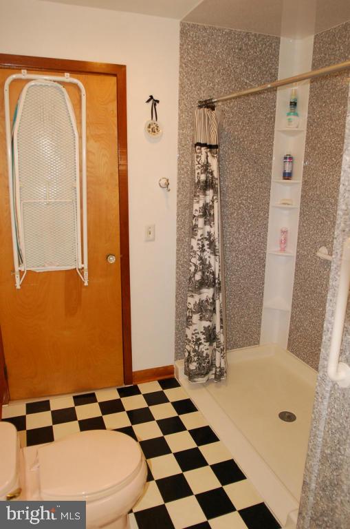 1224 Orchard Road Lititz, PA 17543 - Photo 11 of 18