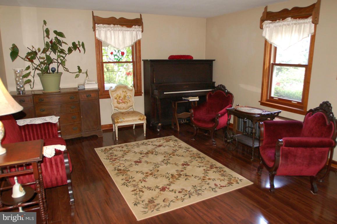 1224 Orchard Road Lititz, PA 17543 - Photo 5 of 18