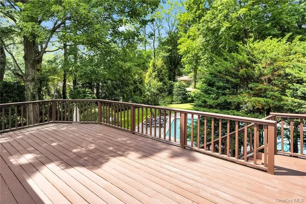 $8,000 | 5 Deerhill Lane, Scarsdale, NY 10583