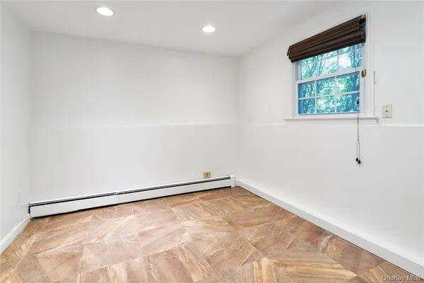 $8,000 | 5 Deerhill Lane, Scarsdale, NY 10583