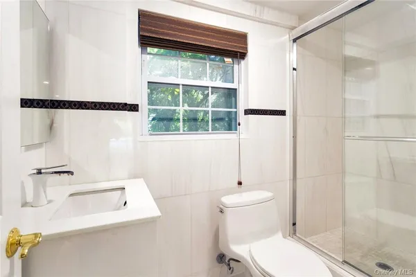 $8,000 | 5 Deerhill Lane, Scarsdale, NY 10583