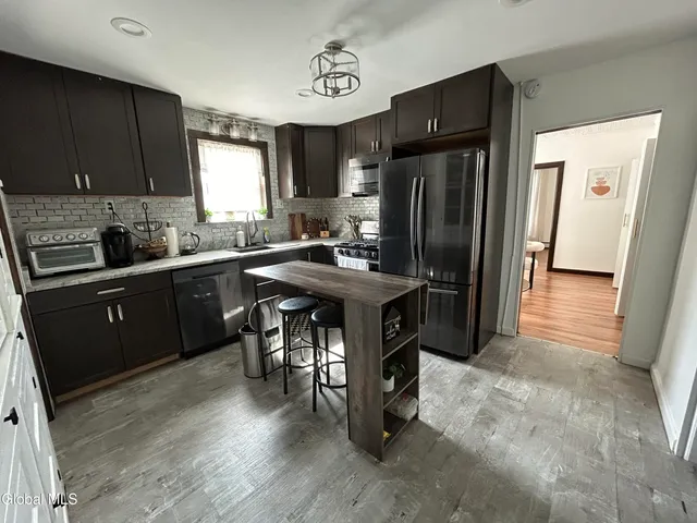 $2,200 | 5 Short Street, Unit 1, Cohoes, NY 12047