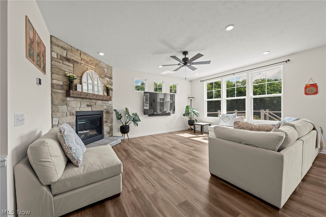 766 River Run Road Aurora, OH 44202 - Photo 4 of 31
