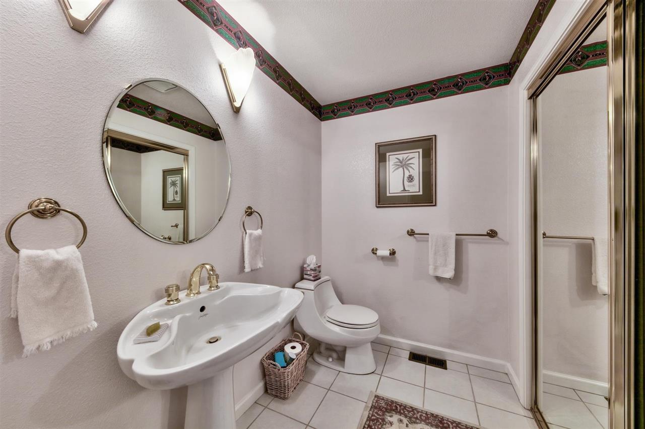 13004 Ski View Loop Truckee, CA 96161 - Photo 10 of 21