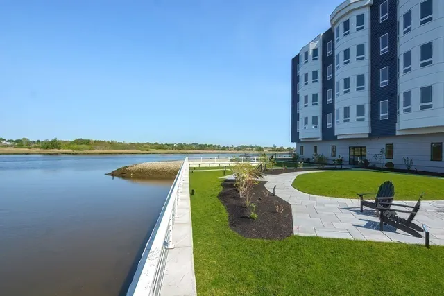 $995,000 | 60 Newbury Street, Unit 10, Quincy, MA 02171