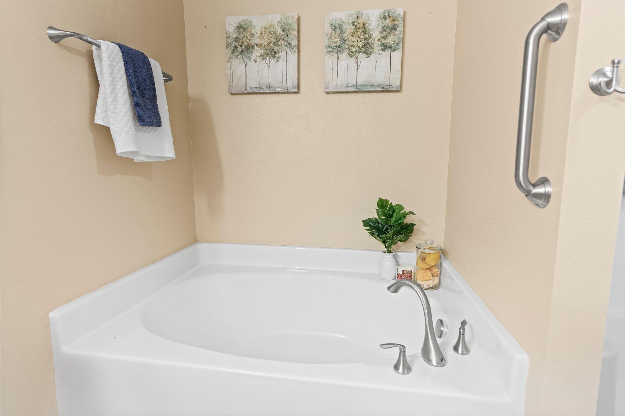 217 Silverton Loop Crestview, FL 32536 - Photo 19 of 52 Moore Media_46