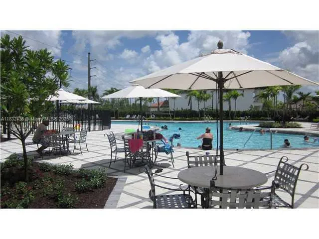 $3,200 | 2950 St Thomas Drive, Unit 2950, Cooper City, FL 33024
