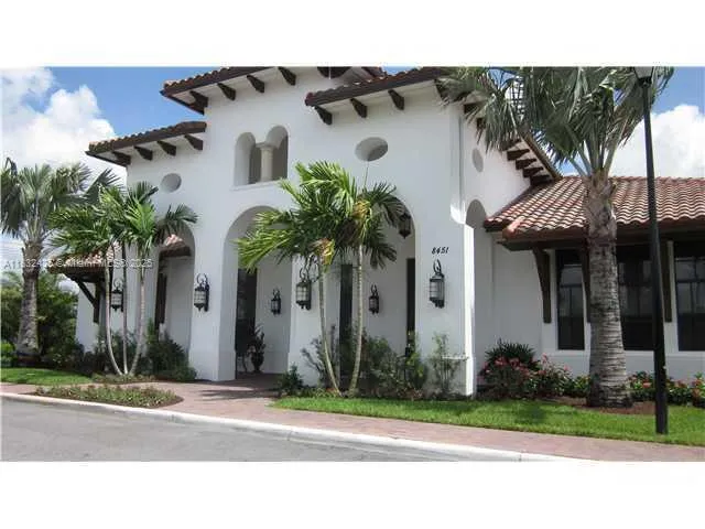 $3,200 | 2950 St Thomas Drive, Unit 2950, Cooper City, FL 33024