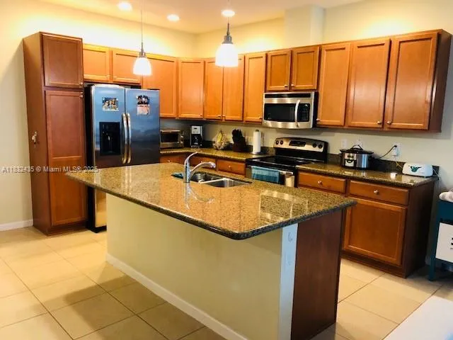 $3,200 | 2950 St Thomas Drive, Unit 2950, Cooper City, FL 33024