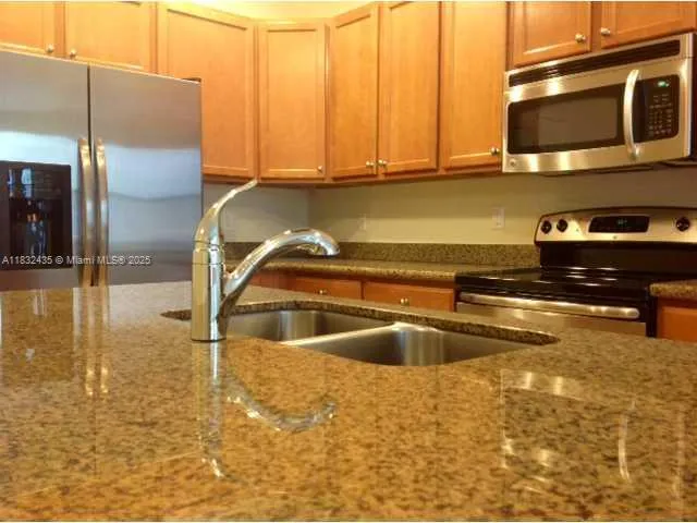 $3,200 | 2950 St Thomas Drive, Unit 2950, Cooper City, FL 33024