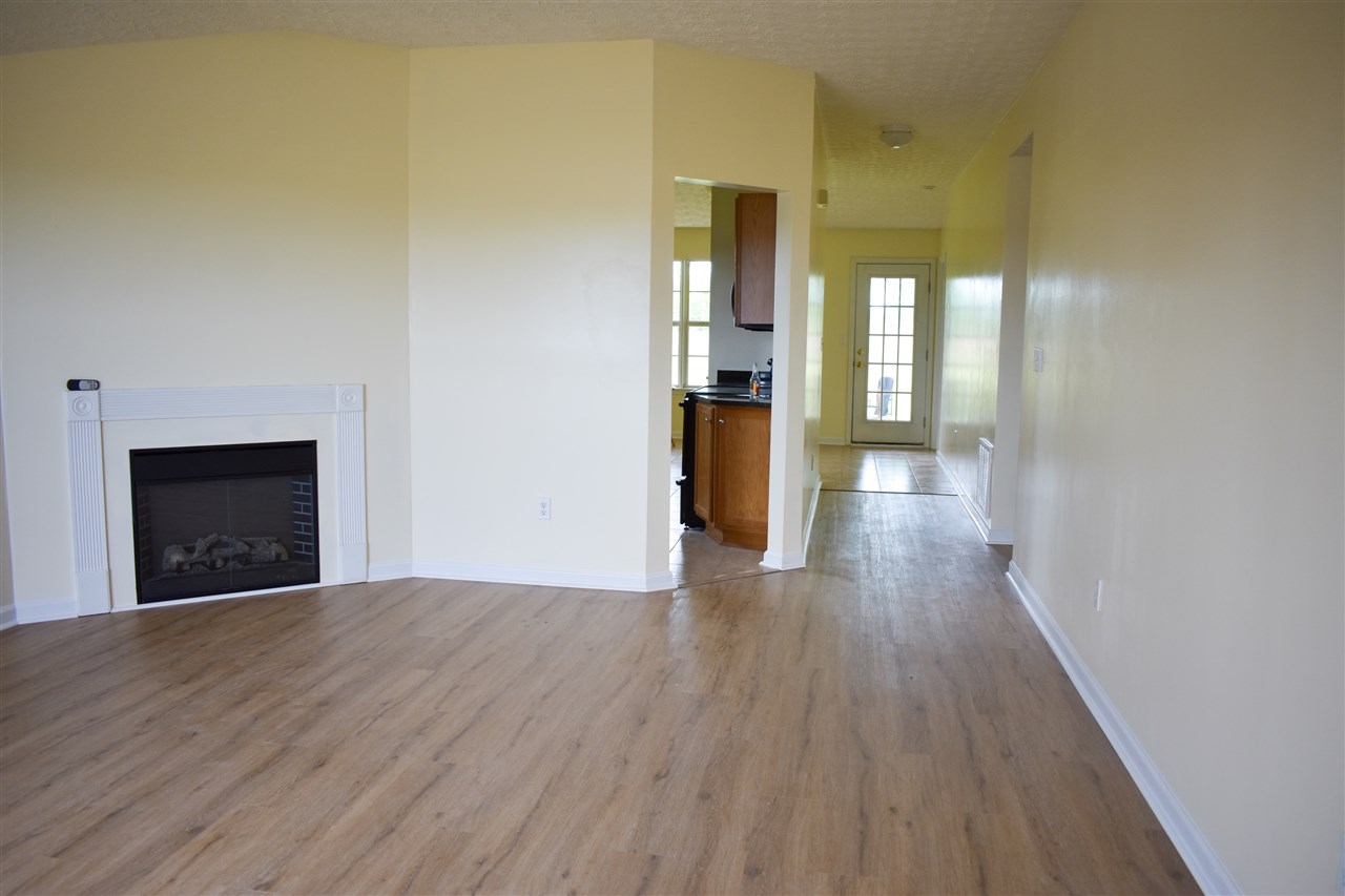 9029 Sherman Road Foley, AL 36535 - Photo 5 of 18 Living Room