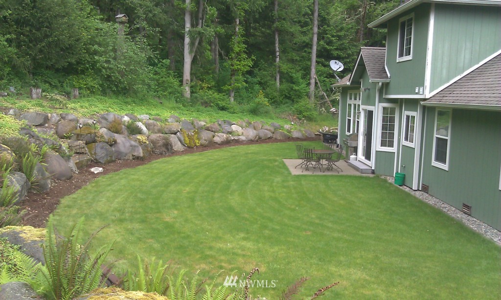 12403 Hubbard Road Southeast Rainier, WA 98576 - Photo 14 of 15 Gallery Image 14