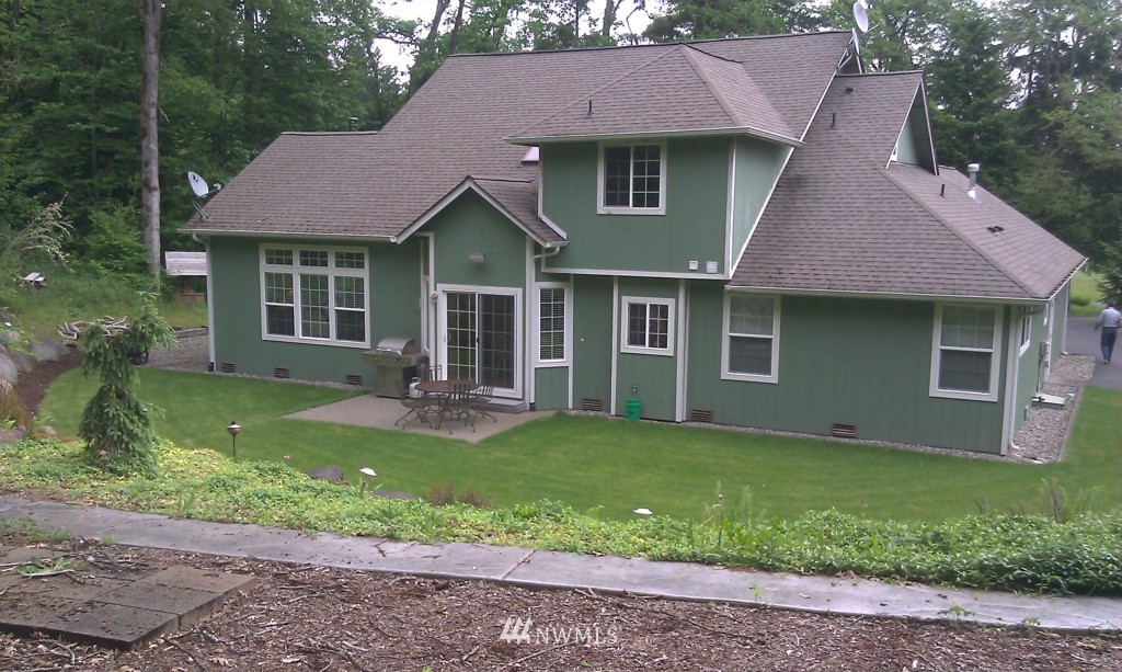 12403 Hubbard Road Southeast Rainier, WA 98576 - Photo 15 of 15 Gallery Image 15