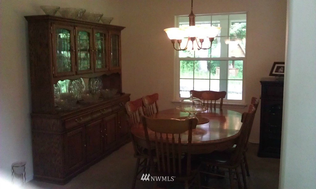 12403 Hubbard Road Southeast Rainier, WA 98576 - Photo 8 of 15 Gallery Image 8