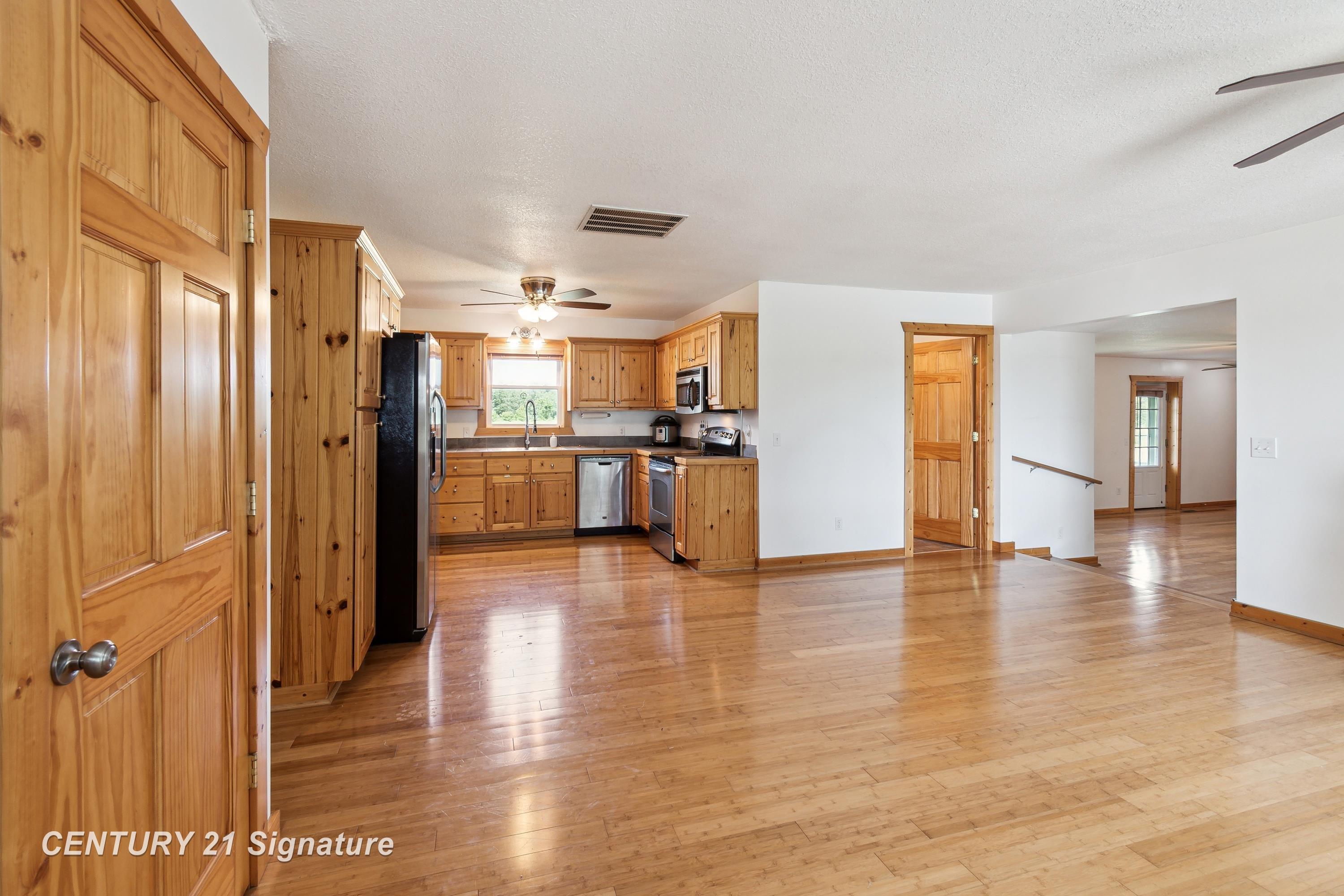 2876 Grass Lake Road Gladwin, MI 48624 - Photo 6 of 20 Gallery Image 6