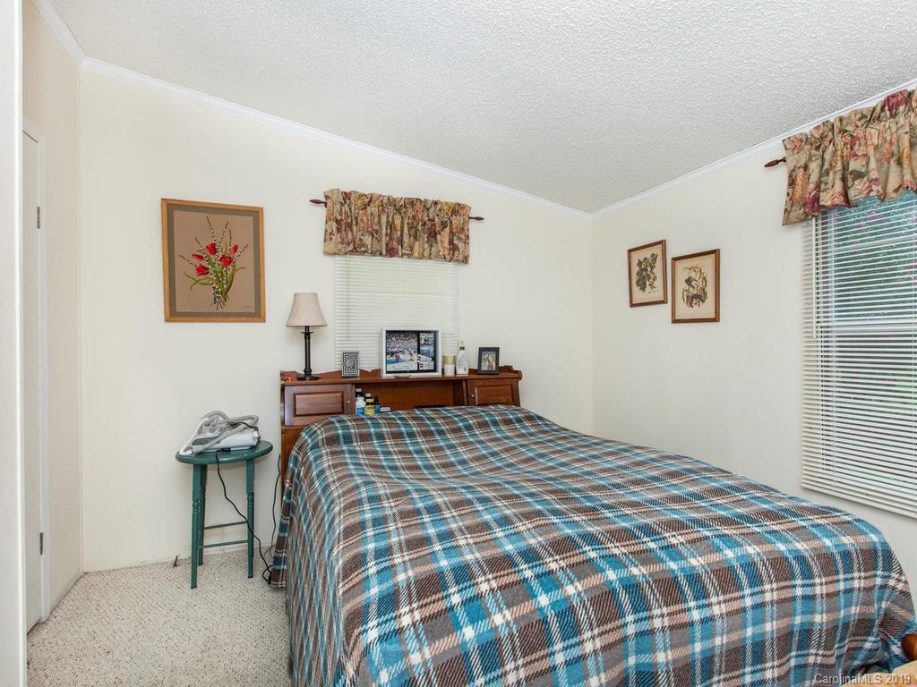 56 Meadowchase Road Fletcher, NC 28732 - Photo 23 of 37 Gallery Image 23