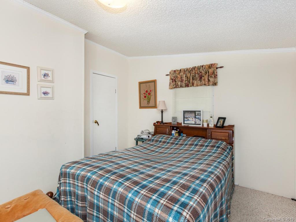 56 Meadowchase Road Fletcher, NC 28732 - Photo 24 of 37 Gallery Image 24