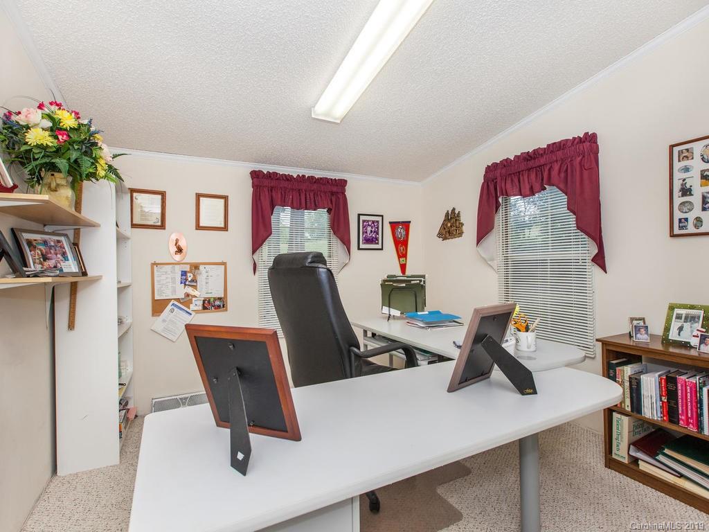 56 Meadowchase Road Fletcher, NC 28732 - Photo 26 of 37 Gallery Image 26