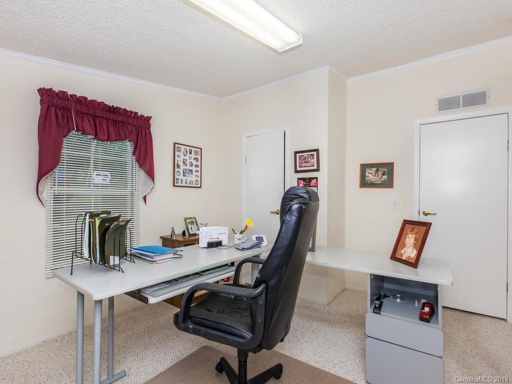 56 Meadowchase Road Fletcher, NC 28732 - Photo 28 of 37 Gallery Image 28