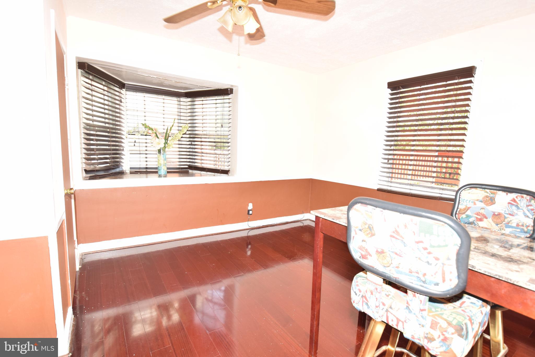 6931 Fieldcrest Road Baltimore, MD 21215 - Photo 11 of 25