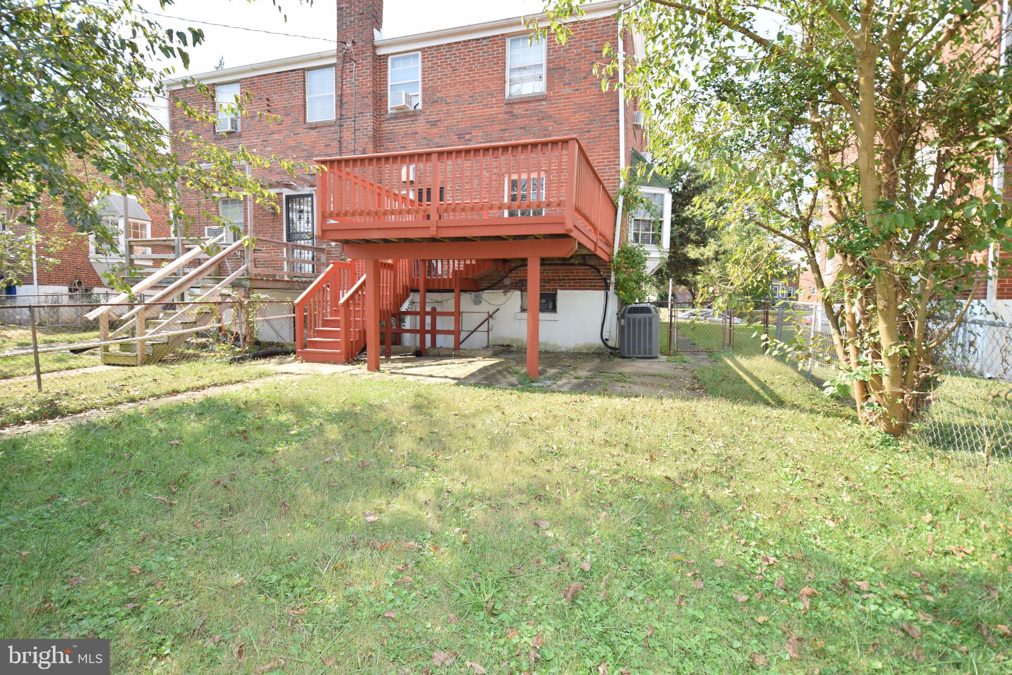 6931 Fieldcrest Road Baltimore, MD 21215 - Photo 13 of 25