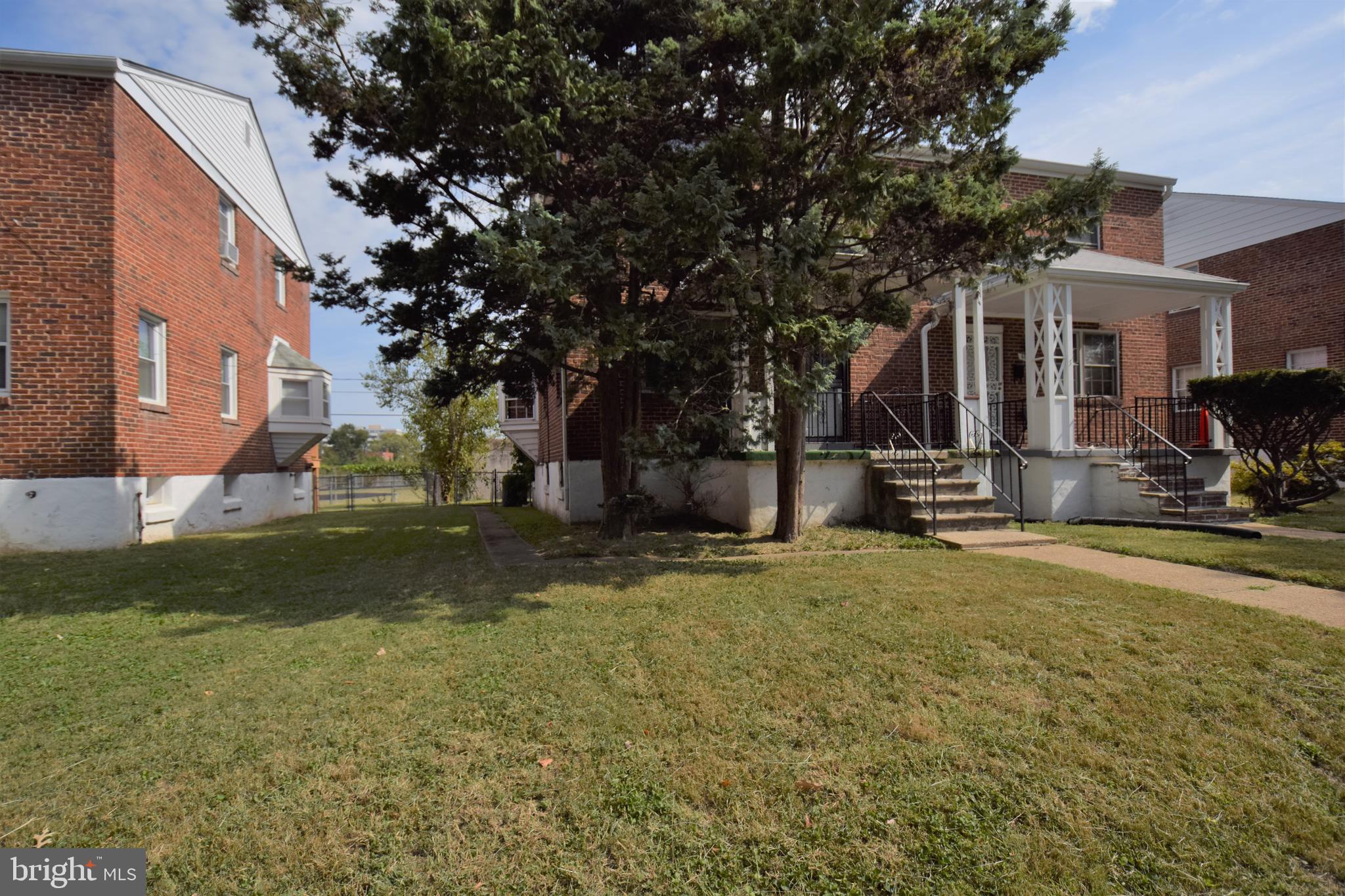 6931 Fieldcrest Road Baltimore, MD 21215 - Photo 5 of 25