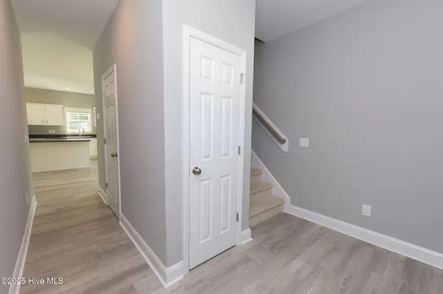 $1,895 | 608 Feather Court, Richlands, NC 28574